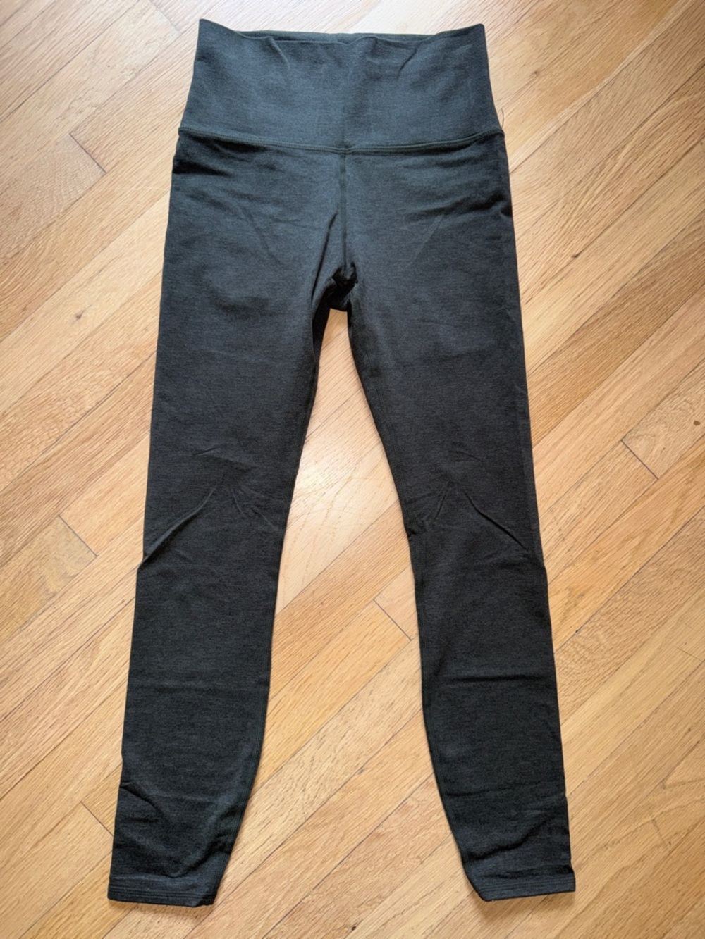 Vuori Green High-Rise Leggings